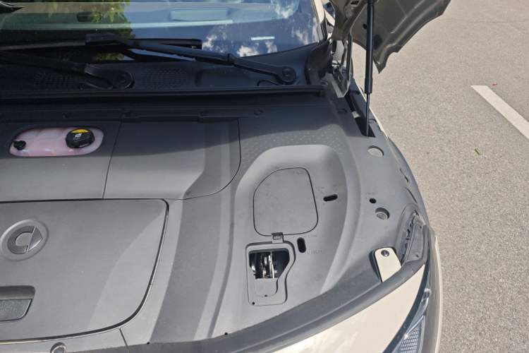 Used smart #3 2023 Pulse Four-Wheel Drive Edition Engine Bay Left