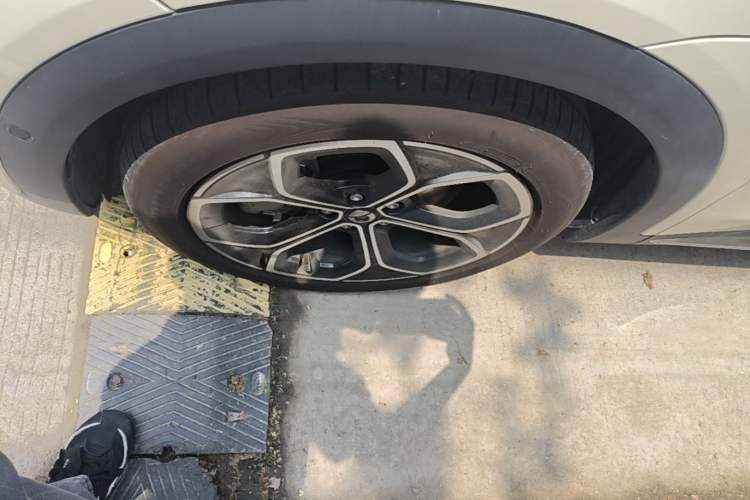 Used smart #3 2023 Pulse Four-Wheel Drive Edition Left Front Wheel Hub