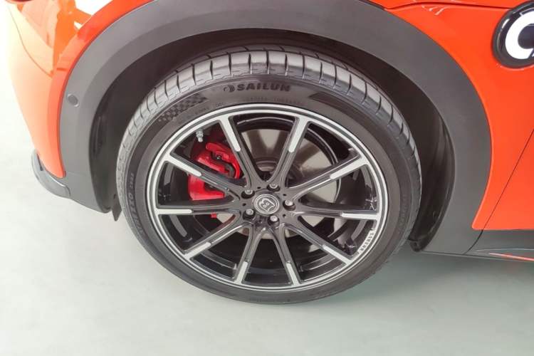 Used smart #3 2023 BRABUS Performance Edition Left Front Wheel Hub