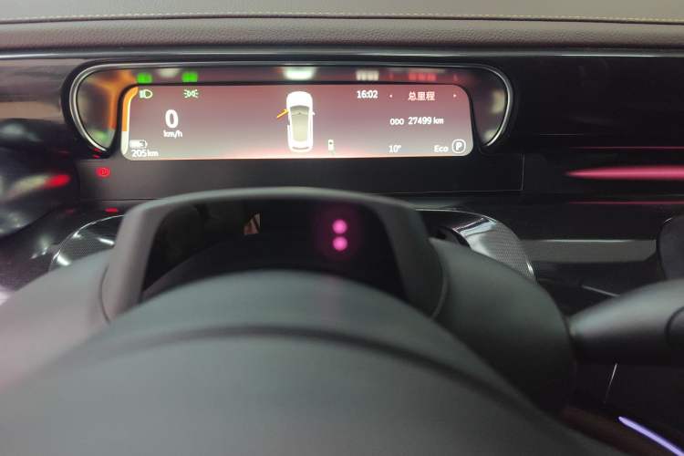 Used smart #3 2023 Pulse Four-Wheel Drive Edition Odometer Close Up