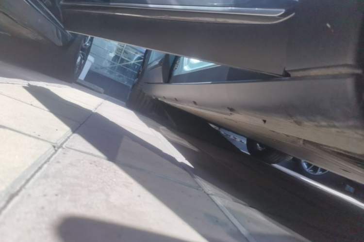 Used smart #3 2024 Dynamic All-Wheel Drive Edition Right Side Sill