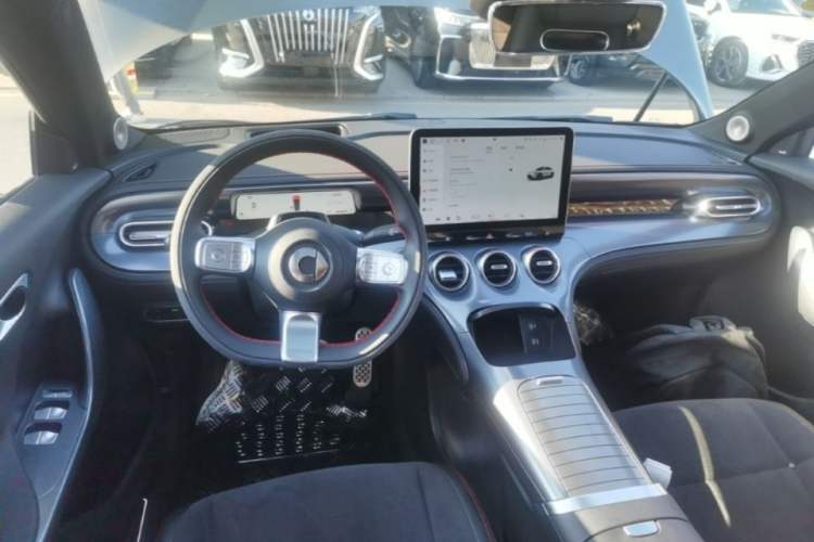 Used smart #3 2024 BRABUS Performance Edition Steering Wheel