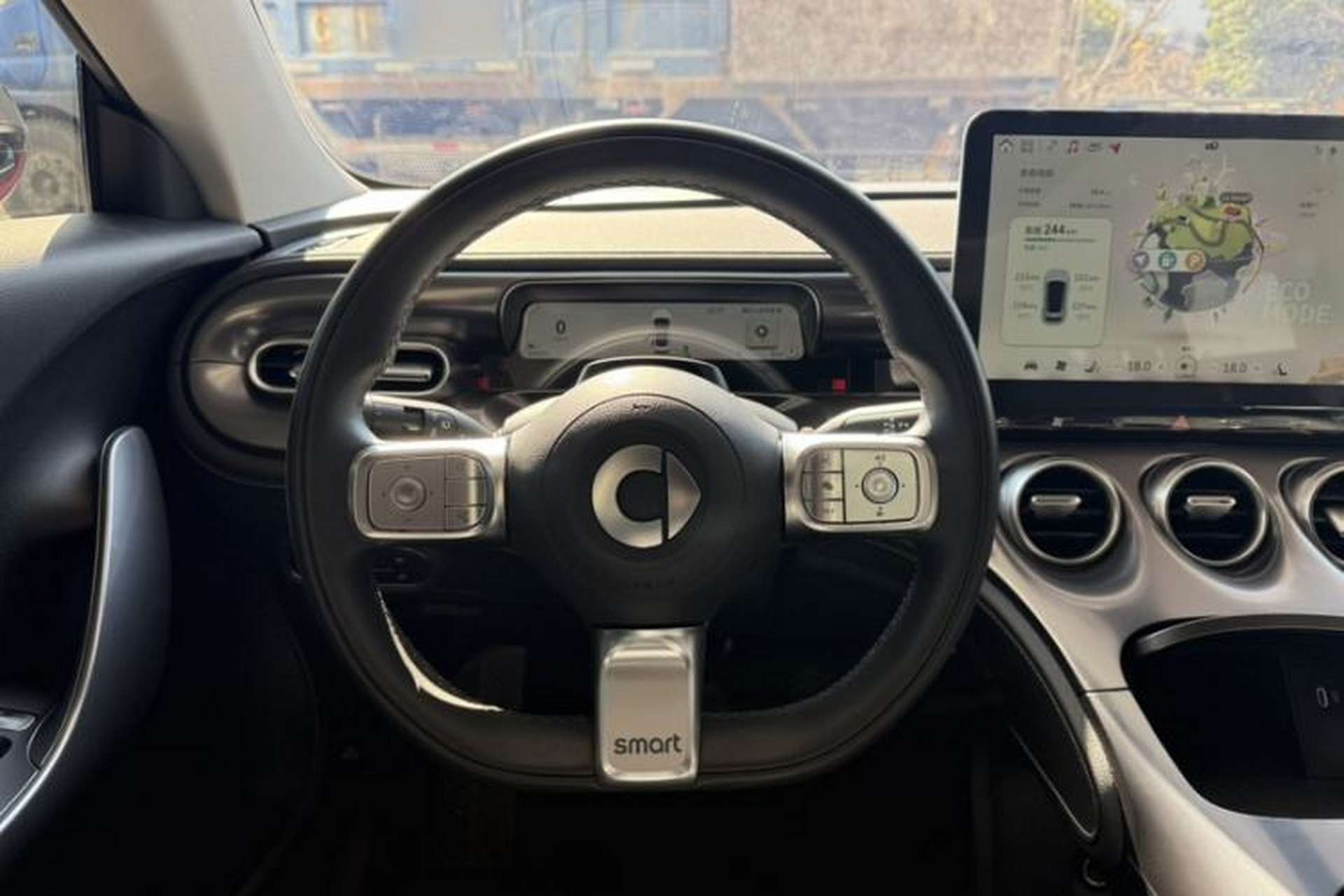 Used smart #3 2024 Dynamic Long-Range Edition Interior 2