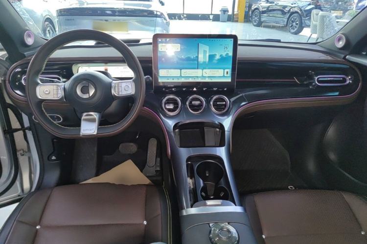 Used smart #3 2024 Dynamic All-Wheel Drive Edition Center Console