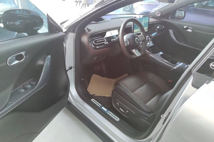 Used smart #3 2024 Dynamic All-Wheel Drive Edition Driver Seat