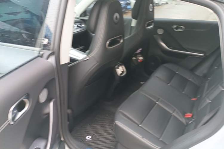 Used smart #3 2024 Dynamic Long-Range Edition Left Rear Seat