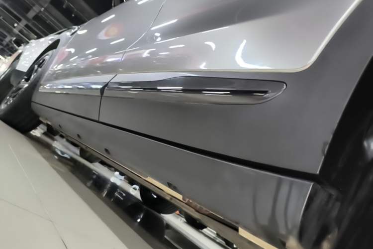 Used smart #3 2024 Dynamic Long-Range Edition Left Side Sill