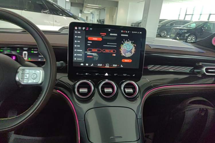Used smart #3 2024 Dynamic All-Wheel Drive Edition Audio And AC Panel