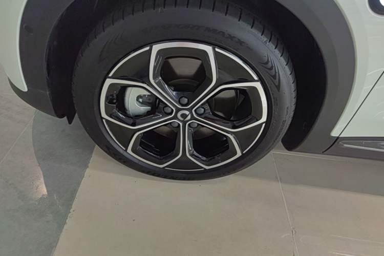 Used smart #3 2024 Dynamic All-Wheel Drive Edition Exterior 4