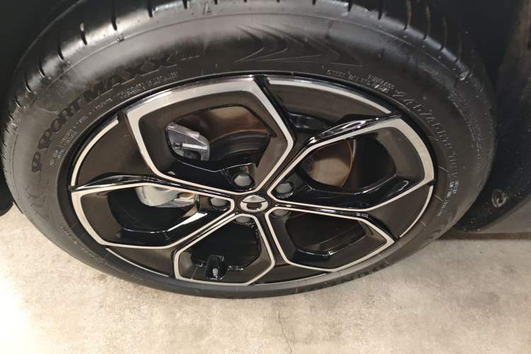 Used smart #3 2024 Dynamic Standard Edition Left Front Wheel Hub