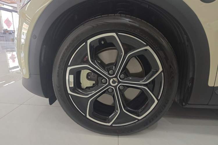 Used smart #3 2024 Dynamic All-Wheel Drive Edition Left Front Wheel Hub