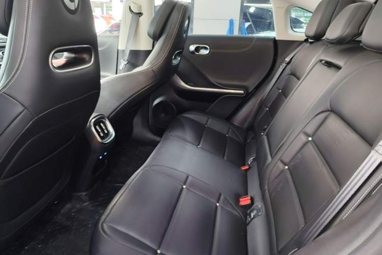 Used smart #3 2024 Dynamic Long-Range Edition Left Rear Seat