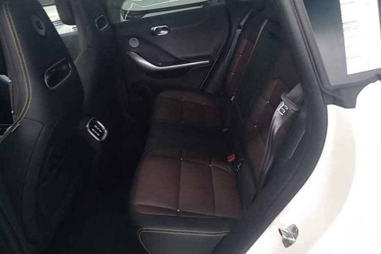 Used smart #3 2024 Dynamic All-Wheel Drive Edition Left Rear Seat