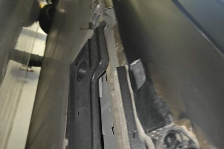Used smart #3 2024 Dynamic Standard Edition Left Side Sill