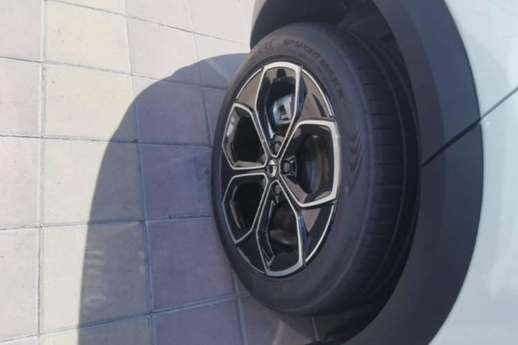 Used smart #3 2024 Dynamic All-Wheel Drive Edition Right Rear Wheel Hub