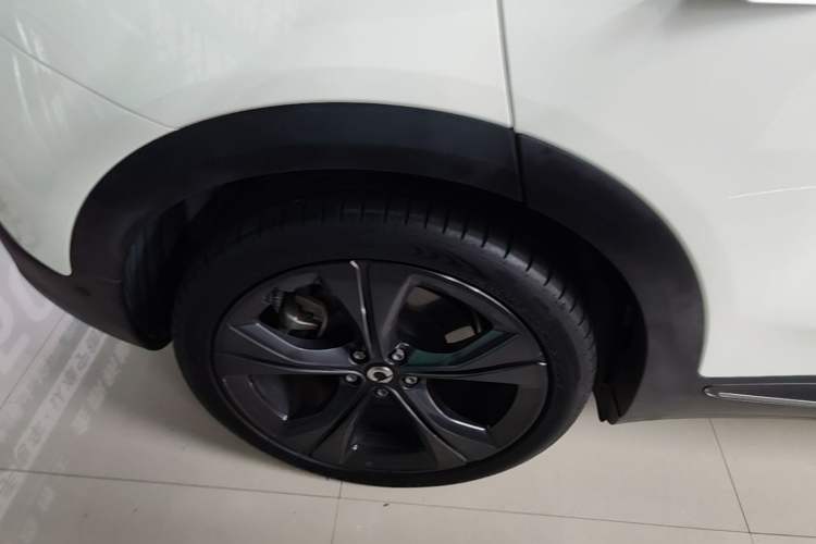 Used smart #3 2024 Dynamic All-Wheel Drive Edition Right Rear Wheel Hub