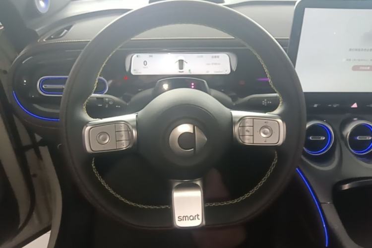 Used smart #3 2024 Dynamic All-Wheel Drive Edition Steering Wheel