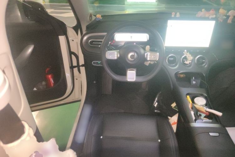 Used smart #3 2024 Dynamic Long-Range Edition Steering Wheel