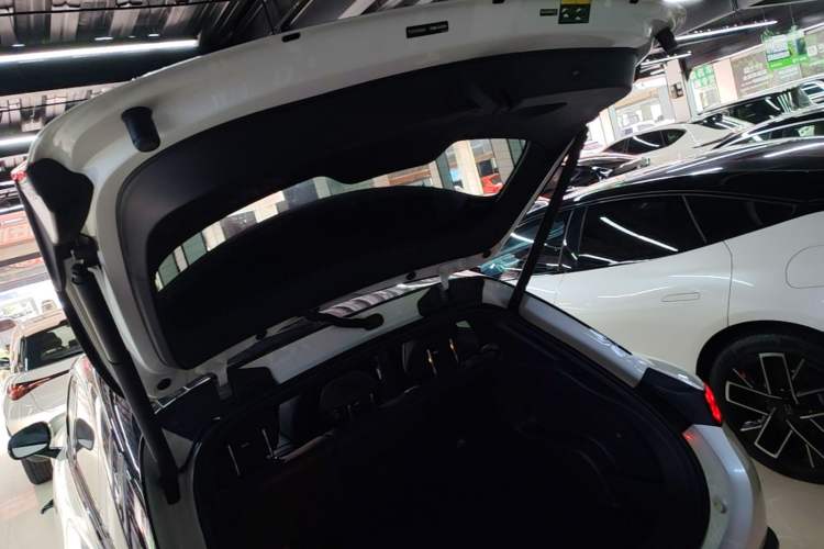 Used smart #3 2024 Dynamic All-Wheel Drive Edition Trunk
