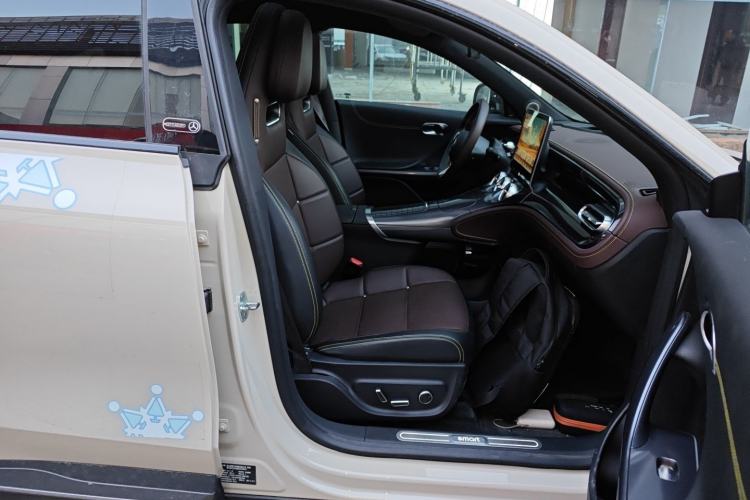 Used smart #3 2024 Dynamic All-Wheel Drive Edition Right Front Seat