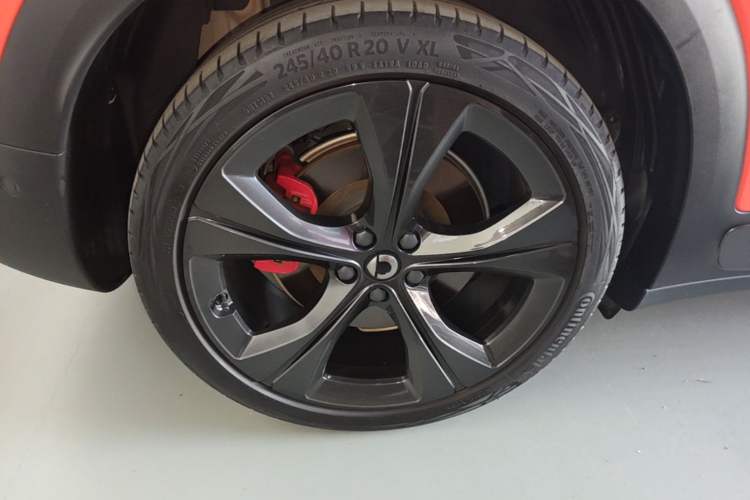Used smart #3 2024 BRABUS Performance Edition Right Rear Wheel Hub