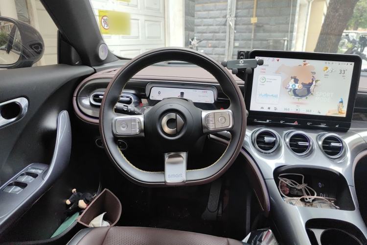 Used smart #3 2024 Dynamic All-Wheel Drive Edition Steering Wheel