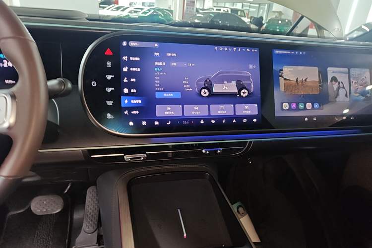 Used smart #5 2024 Ultra-Long Range Extraordinary Journey Luxury Edition Audio And AC Panel