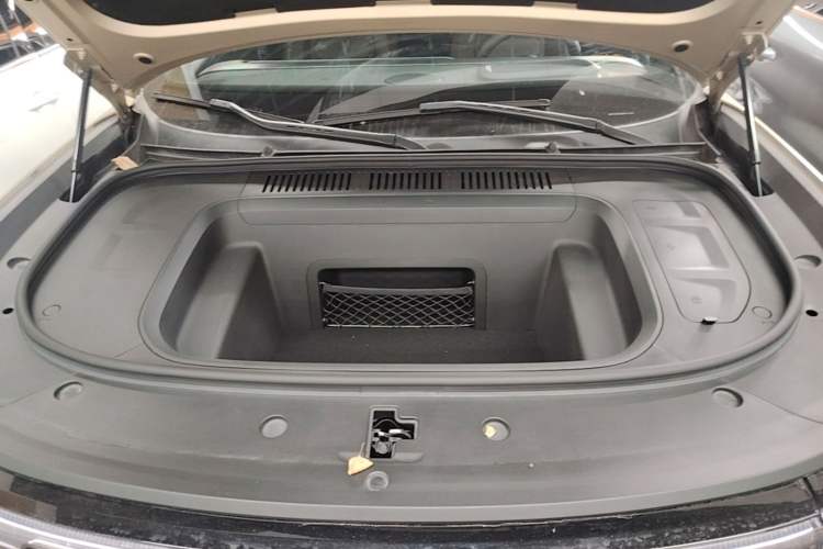 Used smart #5 2024 Long-Range Journey Luxury Edition Engine Bay