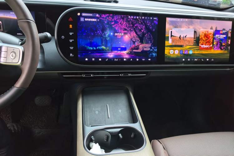 Used smart #5 2024 Ultra-Long Range Extraordinary Journey Luxury Edition Audio And AC Panel