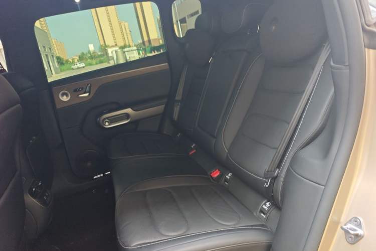 Used smart #5 2024 Ultra-Long Range Extraordinary Journey Luxury Edition Left Rear Seat