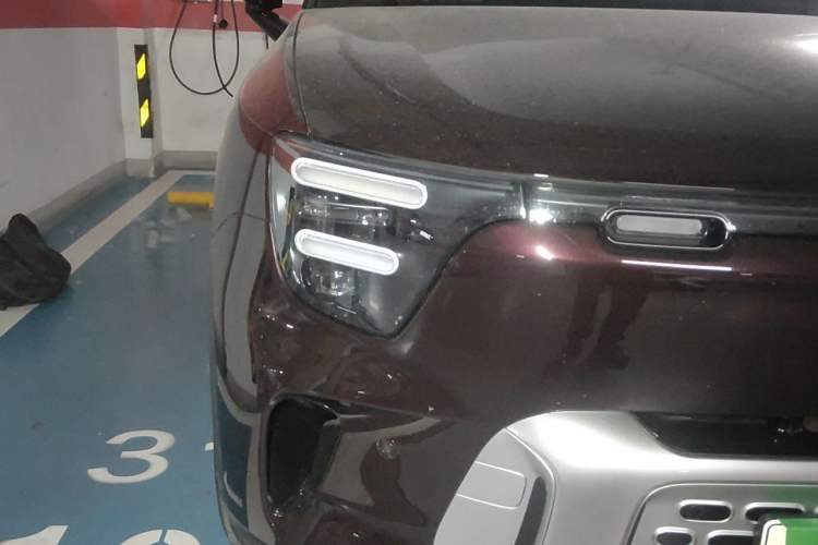 Used smart #5 2024 Long-Range Journey Luxury Edition Right Front Headlight