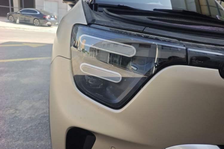 Used smart #5 2024 Ultra-Long Range Extraordinary Journey Luxury Edition Right Front Headlight