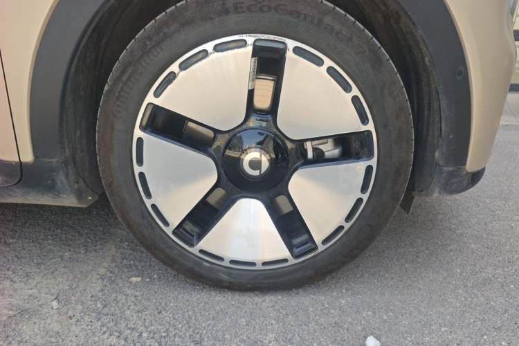 Used smart #5 2024 Ultra-Long Range Extraordinary Journey Luxury Edition Right Front Wheel Hub