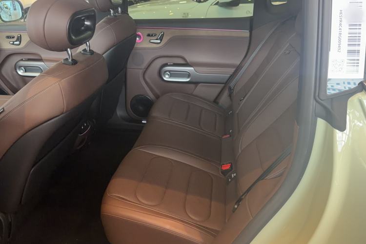 Used smart #5 2024 Long-Range Journey Luxury Edition Interior 2
