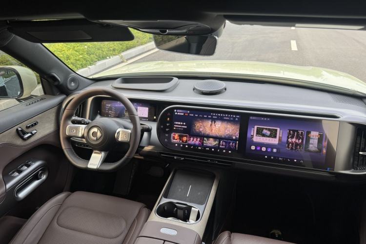 Used smart #5 2024 Long-Range Journey Luxury Edition Interior 5