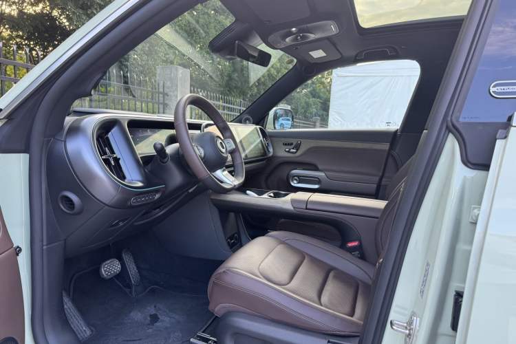 Used smart #5 2024 Ultra-Long Range Extraordinary Journey Luxury Edition Left Front Seat