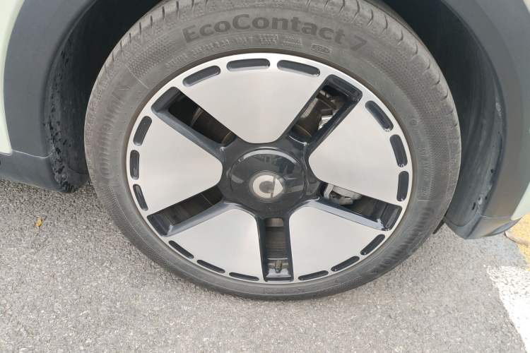 Used smart #5 2024 Ultra-Long Range Extraordinary Journey Luxury Edition Right Front Wheel Hub