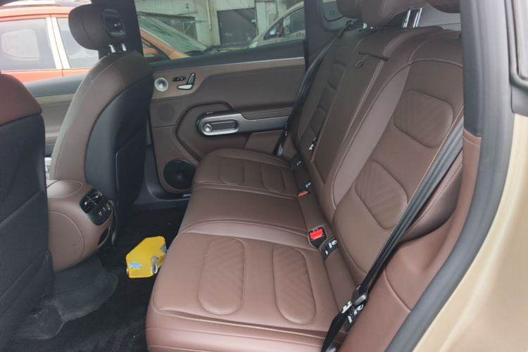 Used smart #5 2024 Long-Range Journey Luxury Edition Left Rear Seat