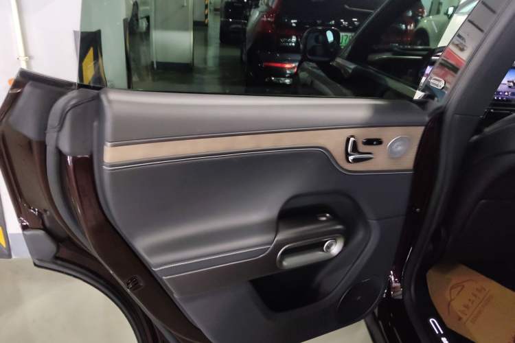 Used smart #5 2024 Ultra-Long Range Extraordinary Journey Luxury Edition Left Rear Door Interior