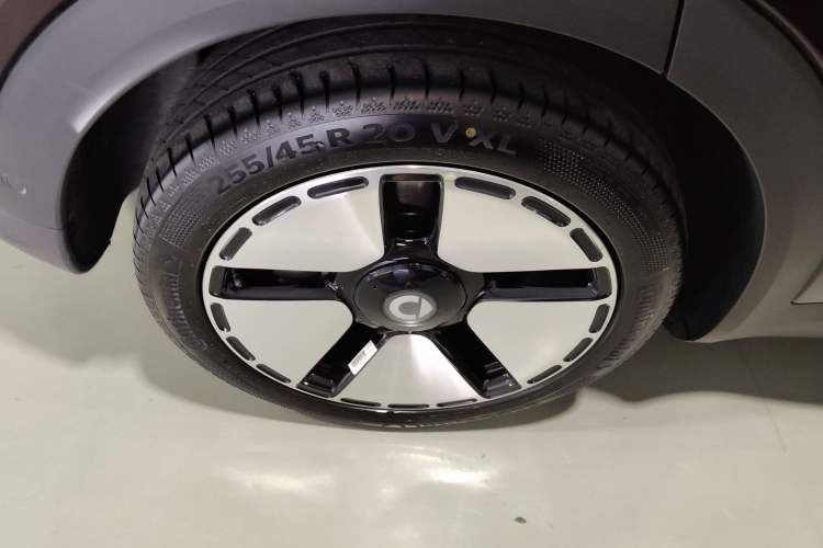 Used smart #5 2024 Ultra-Long Range Extraordinary Journey Luxury Edition Right Rear Wheel Hub
