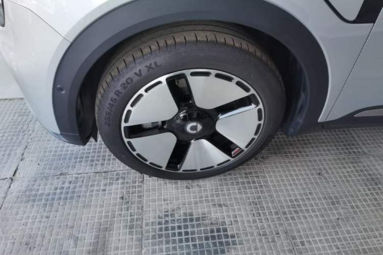 Used smart #5 2024 Ultra-Long Range Extraordinary Journey Luxury Edition Left Front Wheel Hub