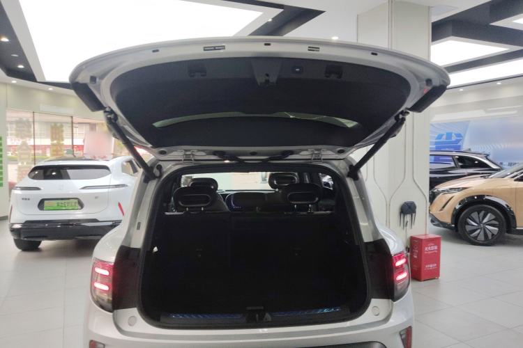 Used smart #5 2024 Long-Range Journey Luxury Edition Trunk
