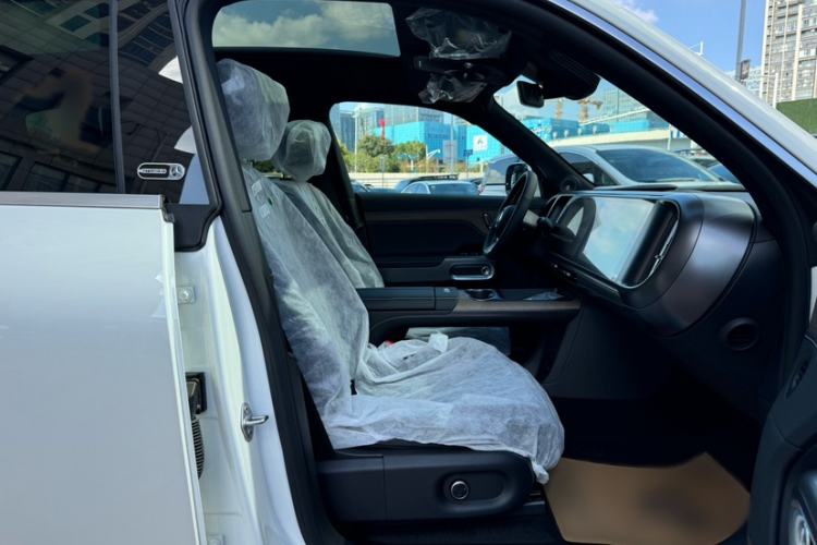 Used smart #5 2024 Long-Range Journey Luxury Edition Interior 3