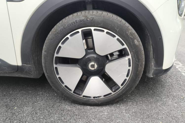 Used smart #5 2024 Ultra-Long Range Extraordinary Journey Luxury Edition Right Front Wheel Hub