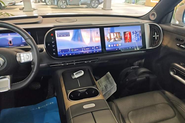 Used smart #5 2024 Ultra-Long Range Extraordinary Journey Luxury Edition Audio And AC Panel