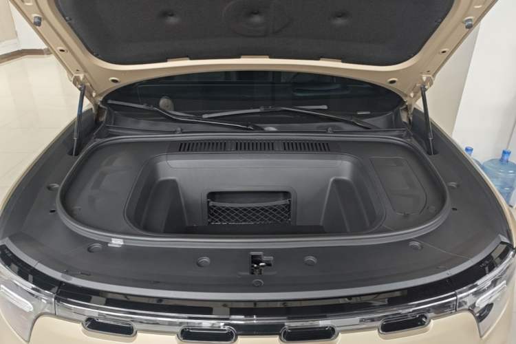 Used smart #5 2024 Long-Range Journey Luxury Edition Engine Bay