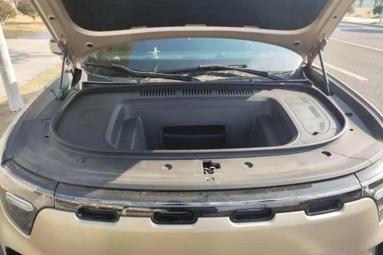 Used smart #5 2024 Long-Range Journey Luxury Edition Engine Bay