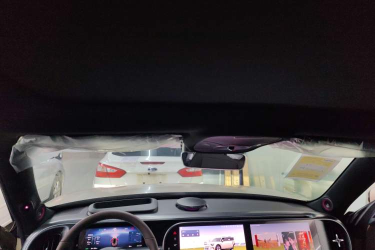 Used smart #5 2024 Long-Range Journey Luxury Edition Headliner