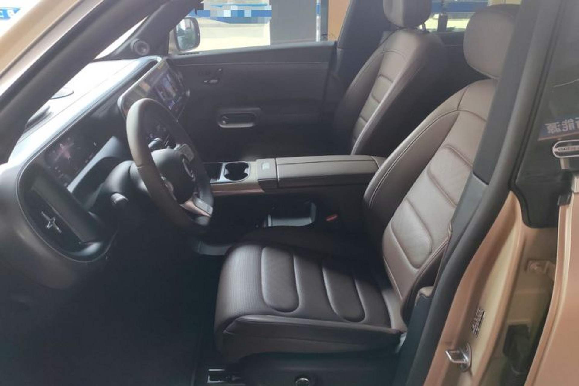 Used smart #5 2024 Ultra-Long Range Extraordinary Journey Luxury Edition Left Front Seat