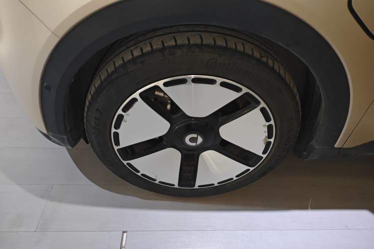 Used smart #5 2024 Ultra-Long Range Extraordinary Journey Luxury Edition Left Front Wheel Hub
